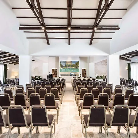 Hotel Mercure Romanazzi Carducci Bari