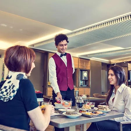 Mercure Romanazzi Carducci Hotel 4*