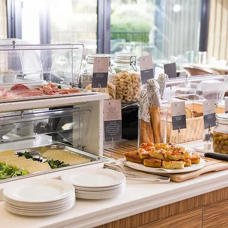 Mercure Romanazzi Carducci Hotel 4*