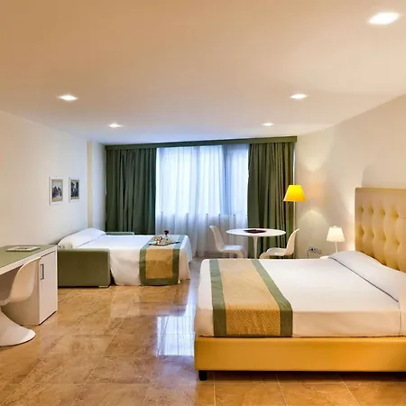 Mercure Romanazzi Carducci Hotel 4*