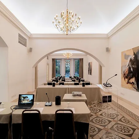 Mercure Romanazzi Carducci Hotel Bari