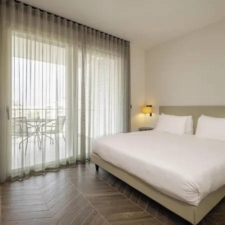 فندق Mercure Romanazzi Carducci
