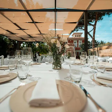 Mercure Romanazzi Carducci باري