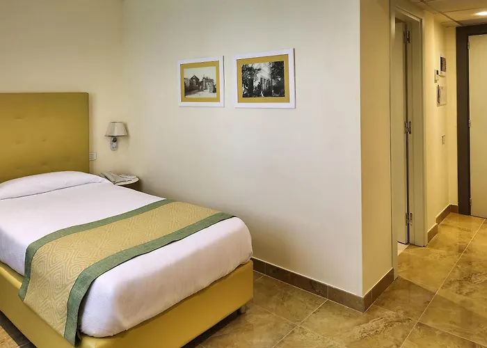 Mercure Romanazzi Carducci Hotel 4*