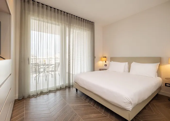 Mercure Romanazzi Carducci 4* Bari